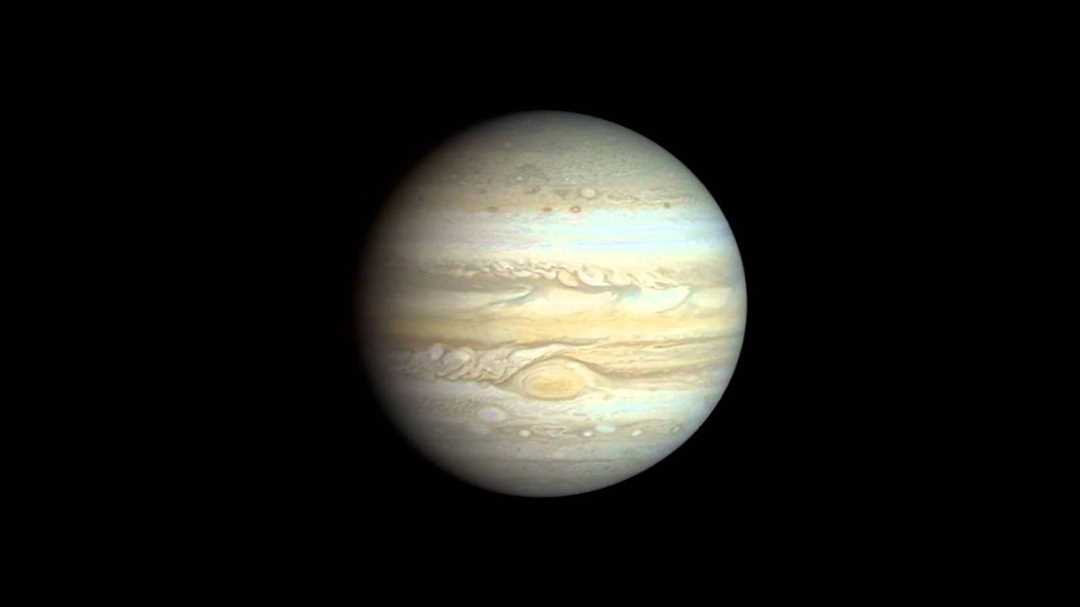 Увлекательные факты о планете Юпитер — огромные штормы и возможность полета к его лунам